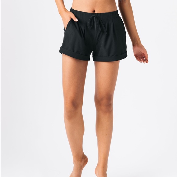 ZYIA | Shorts | Zyia Black Summer 